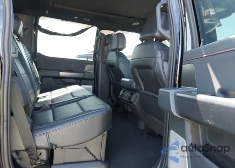 2025 Ford F-150 Raptor из США, поврежденный, VIN 1FTFW1RG5SFA04575